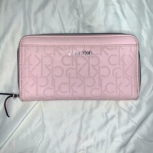 Calvin Klein Baby pink wallet